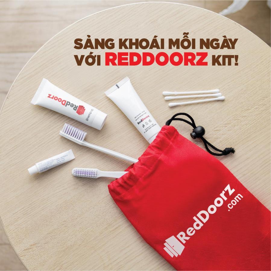 Reddoorz Plus New Sun Hotel Thành Pho Ho Chí Minh Esterno foto
